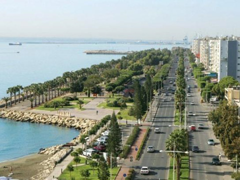 taxi to limassol